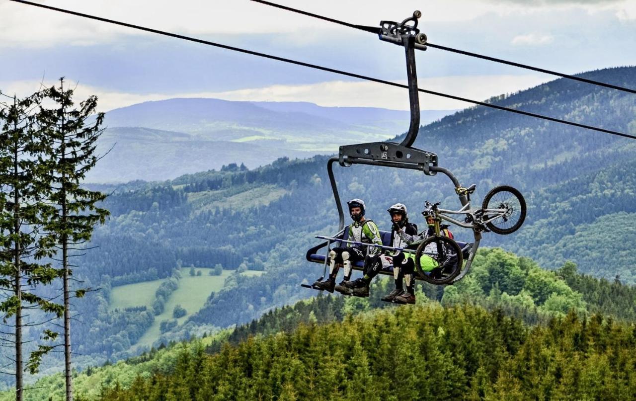 Chata Pod Rejvizem Jesenik Bagian luar foto